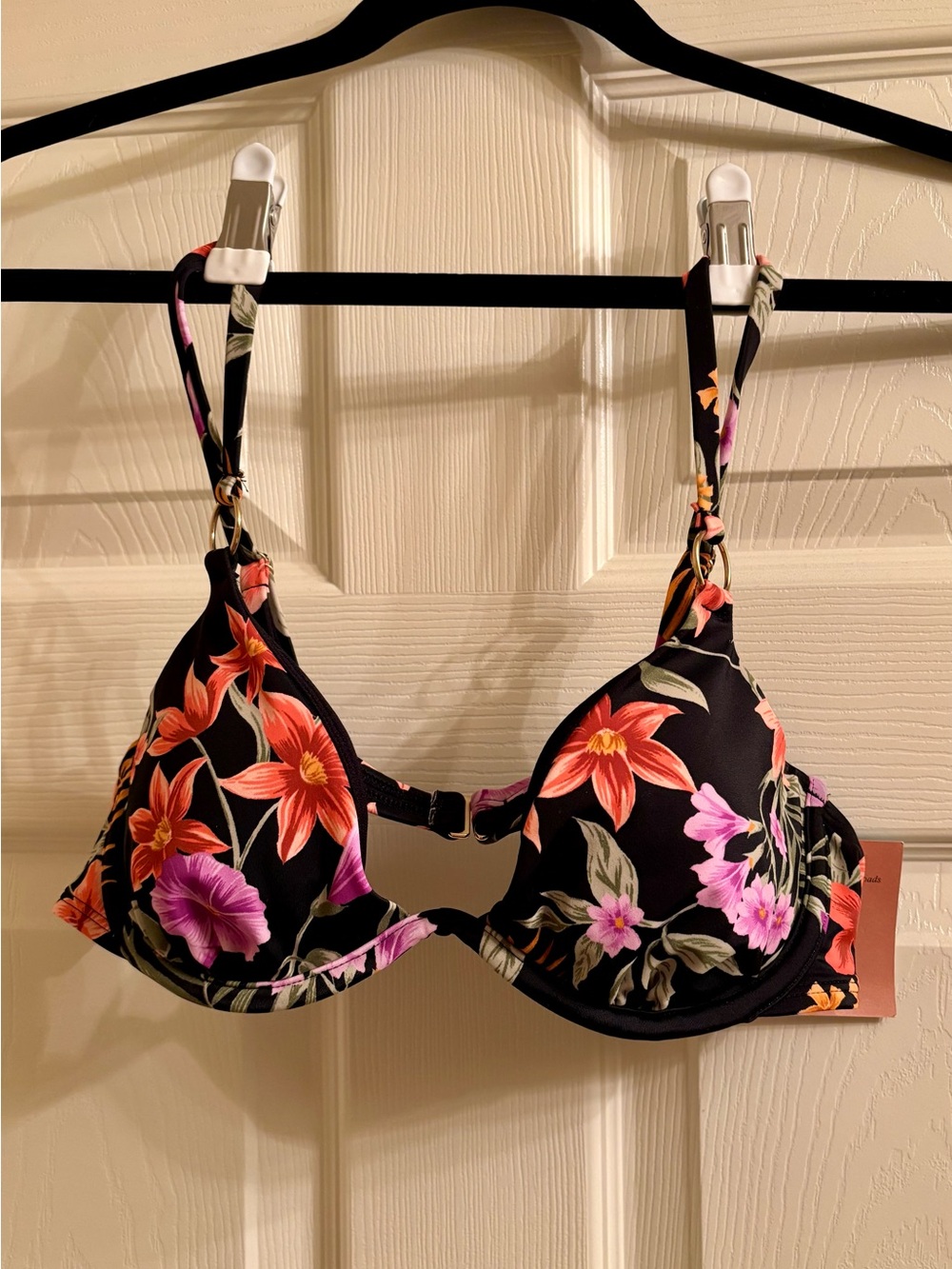 SHADE AND SHORE  Black Floral Pink/Orange Underwire Bikini Top - Small 34B